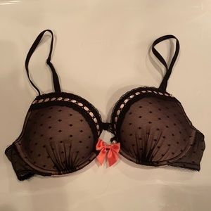 Victoria Secrete Bra 36B